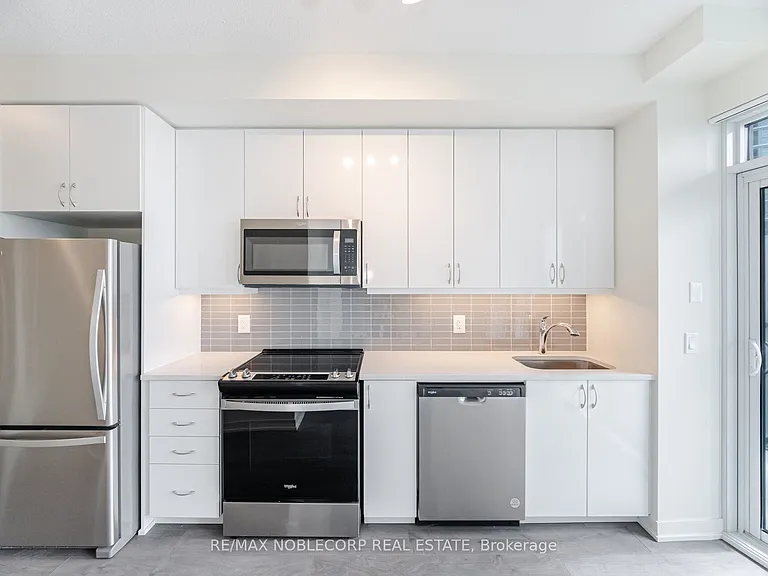 38 Annie Craig Dr #2105 — Photo 8