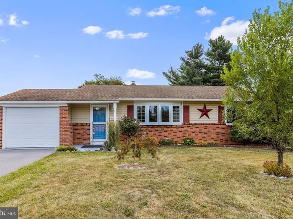 17809 Greenberry Cir, Hagerstown, MD 21740