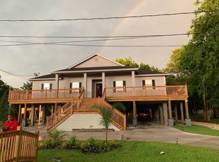 211 5th St, Rosenberg, TX 77471