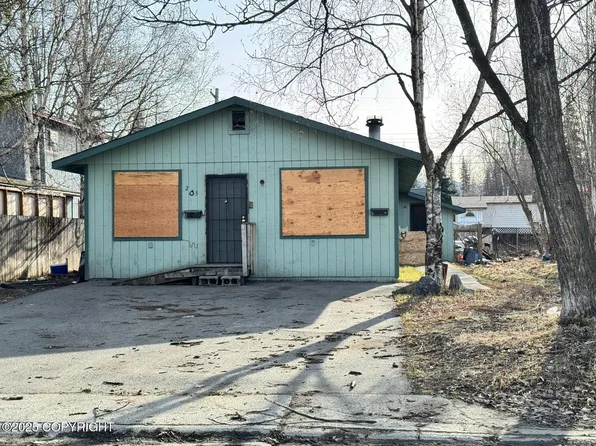 203 N Lane St, Anchorage, AK 99508