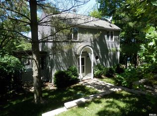 8077 Oak Run Dr, Dahinda, IL 61428
