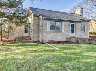 6151 N 114th St, Milwaukee, WI 53225