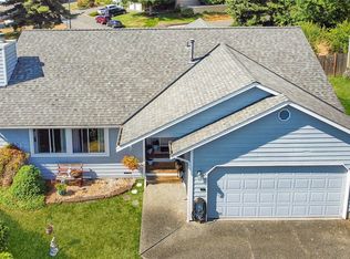 1223 220th Pl SW, Bothell, WA 98021