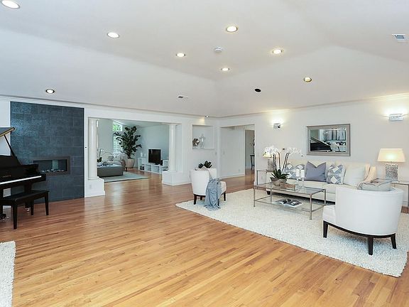2nd image of 492 Deodara Dr