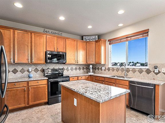 5th image of 13062 Quince Ct