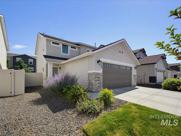 2765 E Jasmine St, Meridian, ID 83646