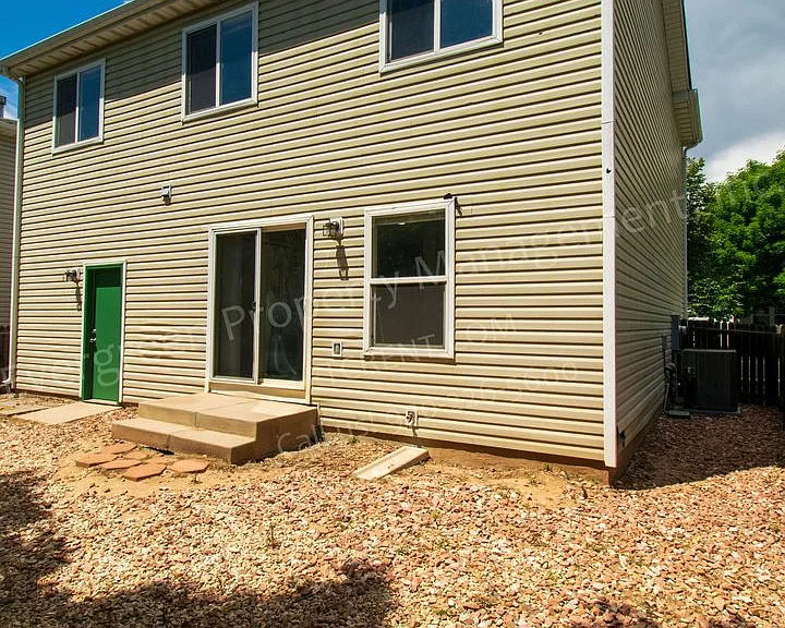3326 Warren Farm Dr — Photo 35