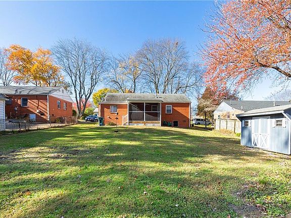 5th image of 1609 Dena Dr