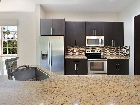 4th image of 12801 NW 83rd Court #23-F