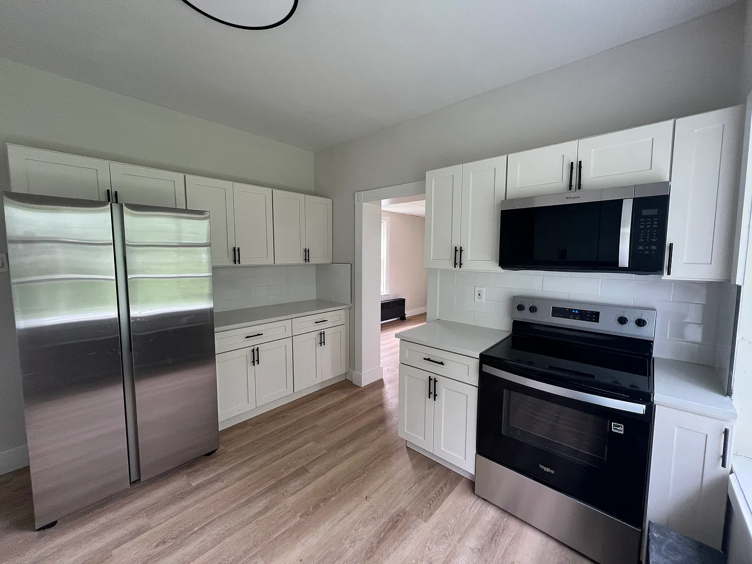 1 bed, 714 sqft, $1,850 — Photo 3