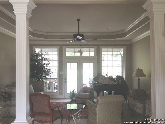 3rd image of 11830 Smallwood Dr