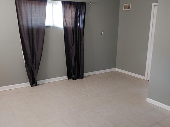5th image of 7706 Fanwood Ct