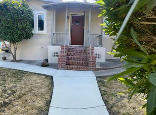 7949 Earl St, Oakland, CA 94605