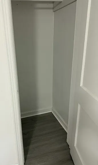 1 of 4 Similar Closets