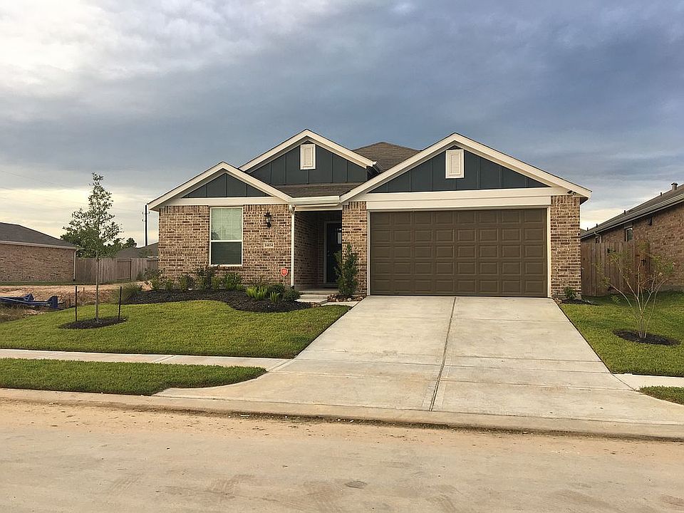 2nd image of 16034 Cypress Farms Dr
