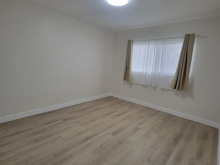 1541 E La Palma Ave — Photo 1