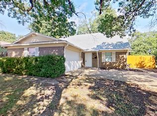 1115 Woodbrook St, Arlington, TX 76011