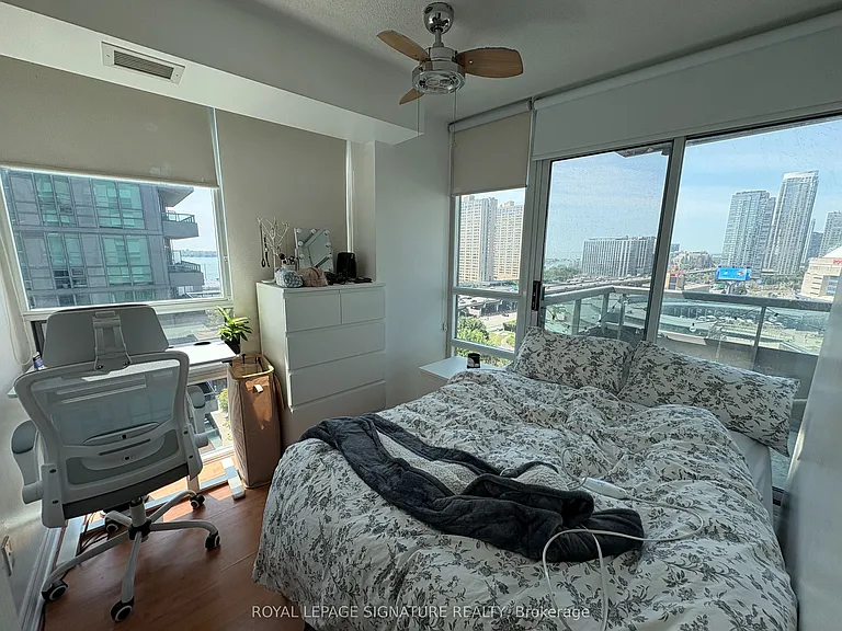 51 Lower Simcoe St #1708 — Photo 15