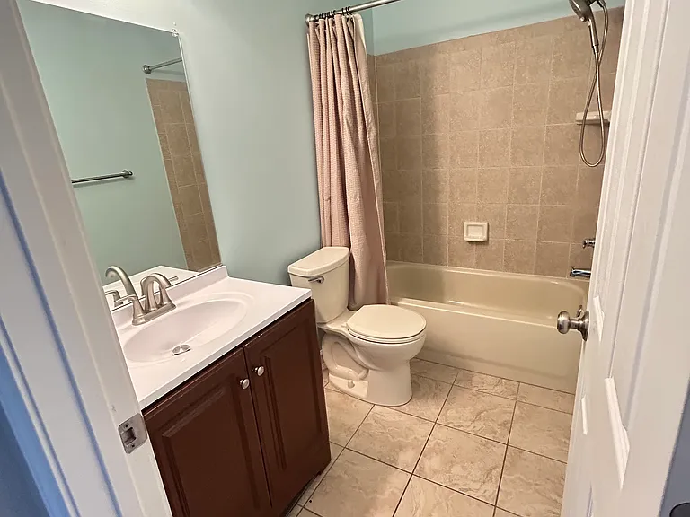 8413 Heywood Cir — Photo 20