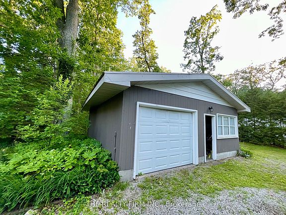 4th image of 48 Lake Rd