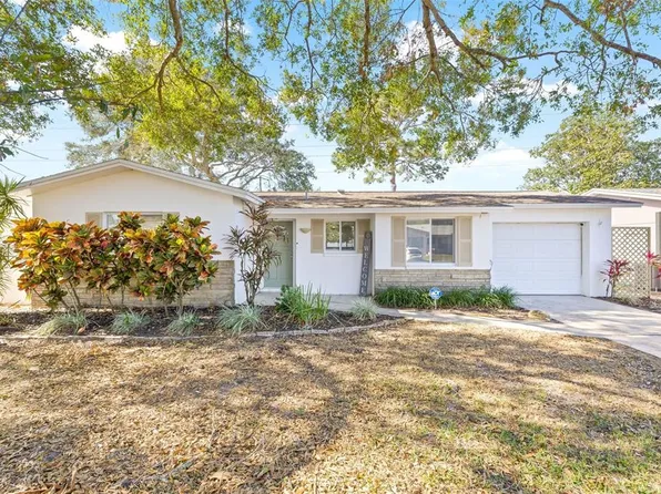 29748 68th St N, Clearwater, FL 33761