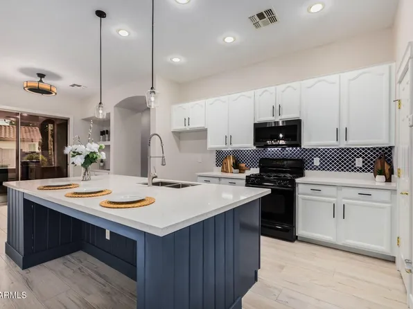 7591 N 87TH Avenue, Glendale, AZ 85305