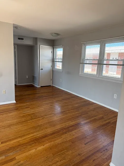 1 bed, 675 sqft, $1,600 — Photo 3