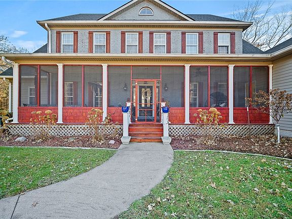 2nd image of 7130 NE Berwick Dr