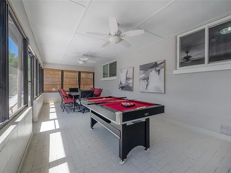 2916 W Collins St — Photo 17