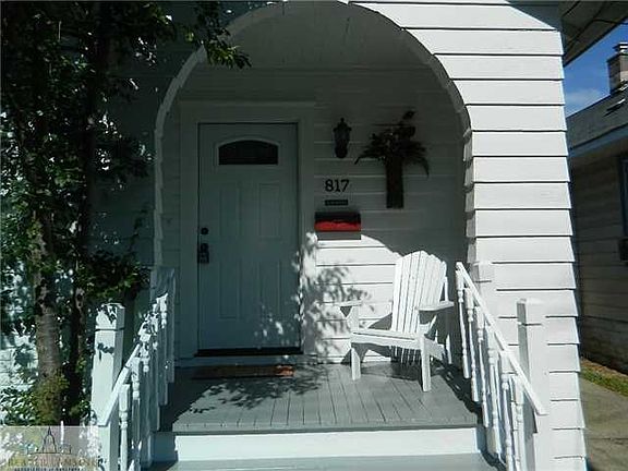 2nd image of 817 N Magnolia Ave