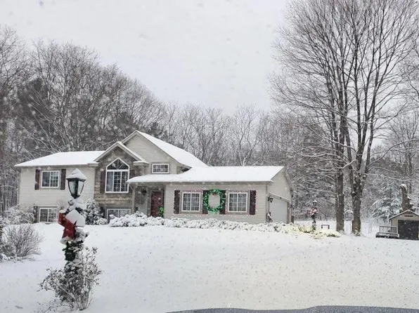 2222 36th St, Allegan, MI 49010