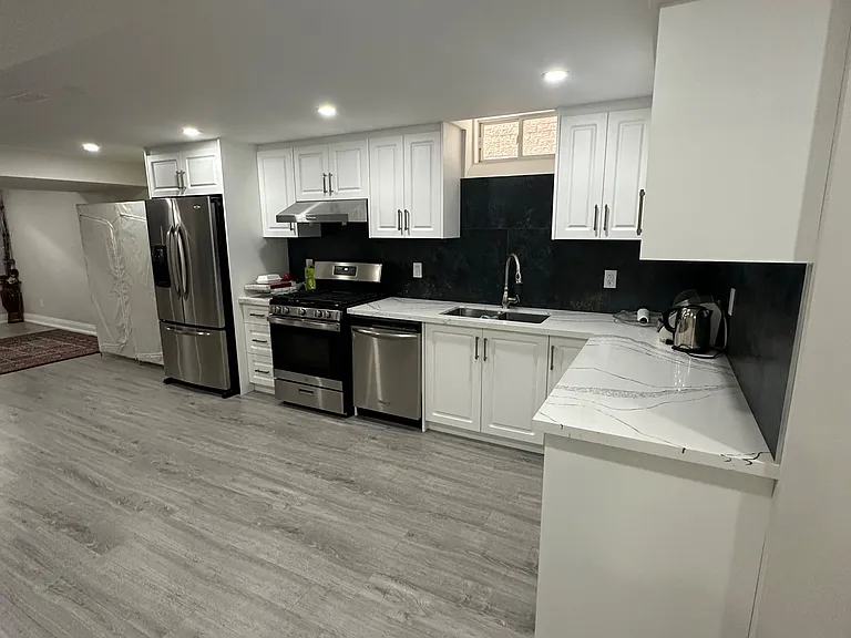 658 Grand Trunk Ave #BSMNT — Photo 6
