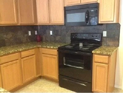 3 bed, 1500 sqft, $2,000 — Photo 3