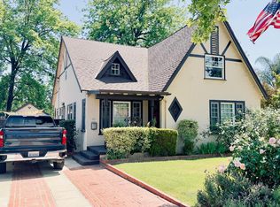 418 Chester Pl, Pomona, CA 91768