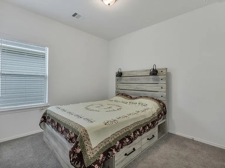 16751 Rover Ln — Photo 9