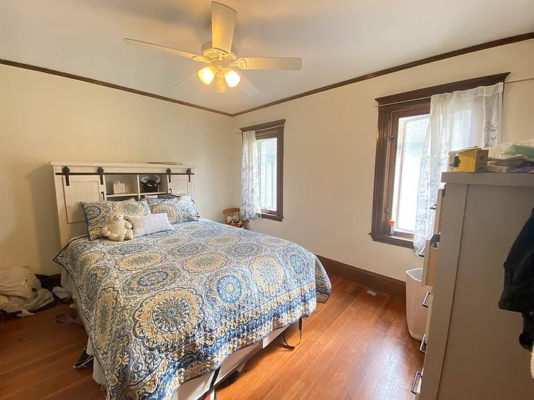 36 Walnut St #2 — Photo 4