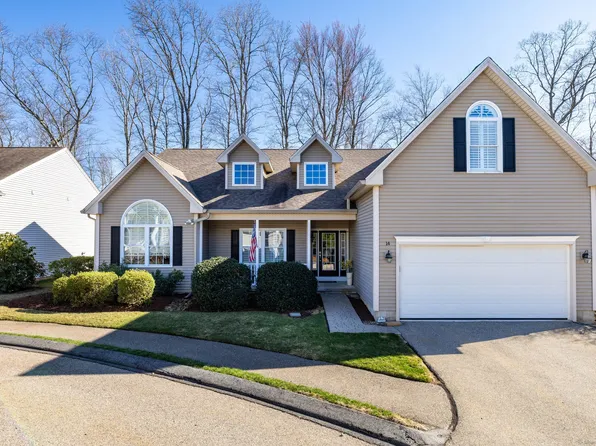 14 North Ridge #14, East Hampton, CT 06424