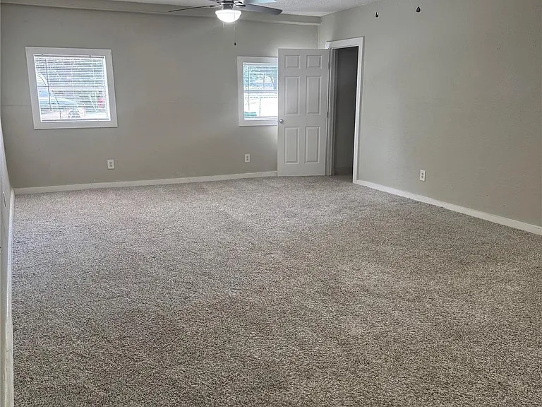 1319 Lyric Ln — Photo 7