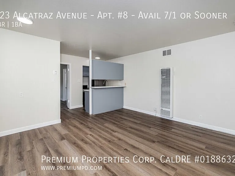 323 Alcatraz Avenue Avail 7/1 #8 — Photo 12