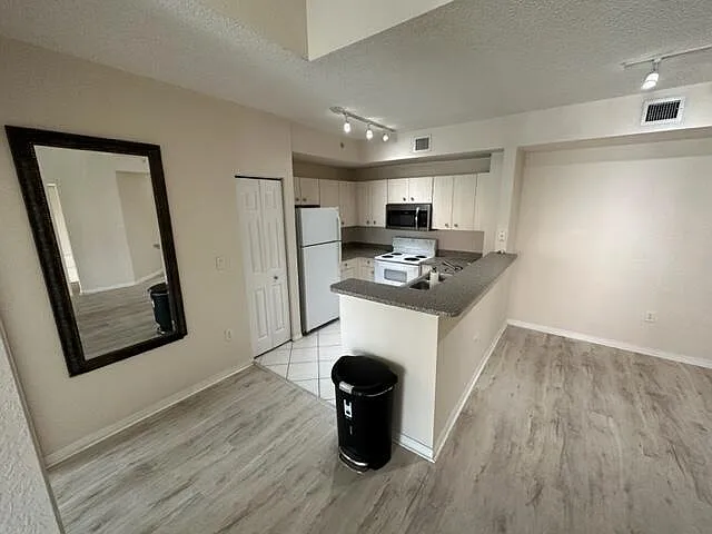 1803 N Flagler Dr #312 — Photo 5