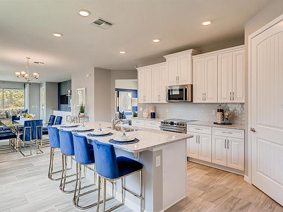 3rd image of 3963 Kennebunk Loop