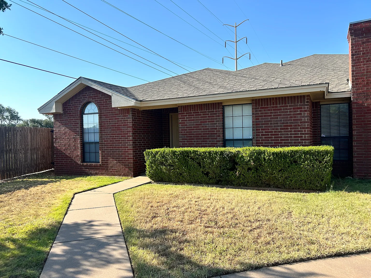 3 bed, 1694 sqft, $1,350 — Photo 1