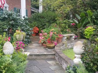 6907 Loudoun Ln, Springfield, VA 22152