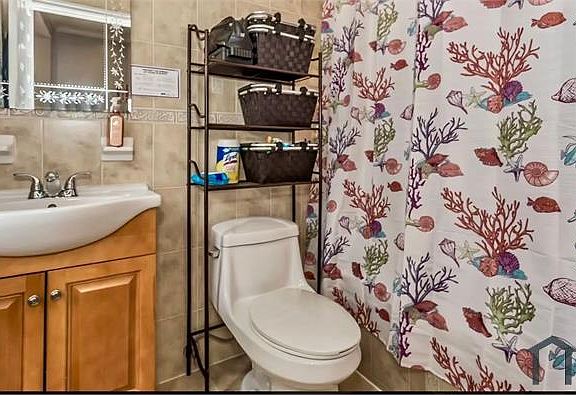 5th image of 104-47 Atlantic Ave #2