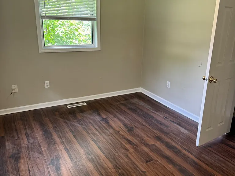 7760 Twin Beech Ln — Photo 12