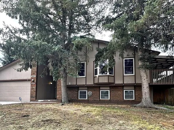2017 Independence Dr, Colorado Springs, CO 80920