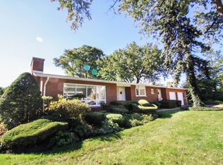 201 W Orchard St, Arlington Heights, IL