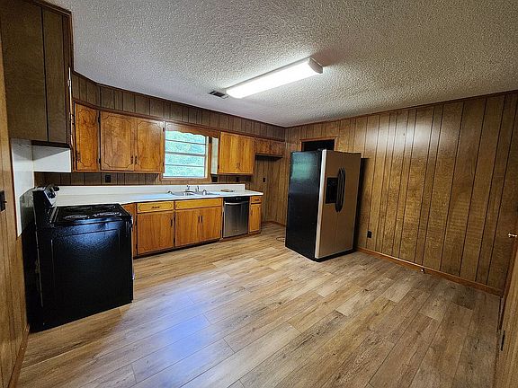 5th image of 1712 Broadmoor Rd