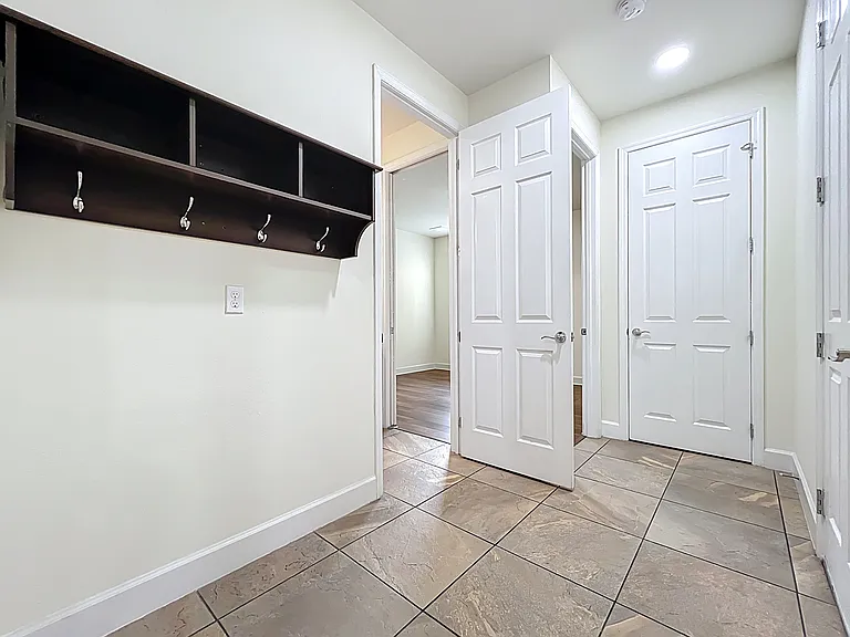 11834 Aurelio Ln — Photo 17