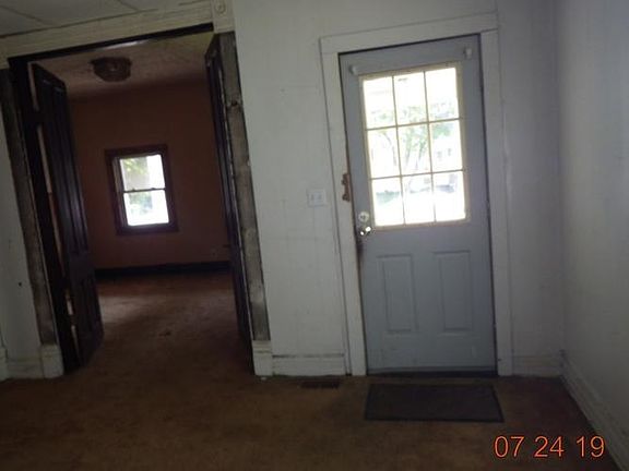 3rd image of 1122 Sheridan St